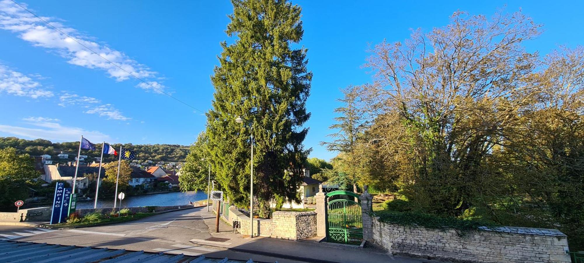 La Truite De La Loue Hotel Quingey Luaran gambar