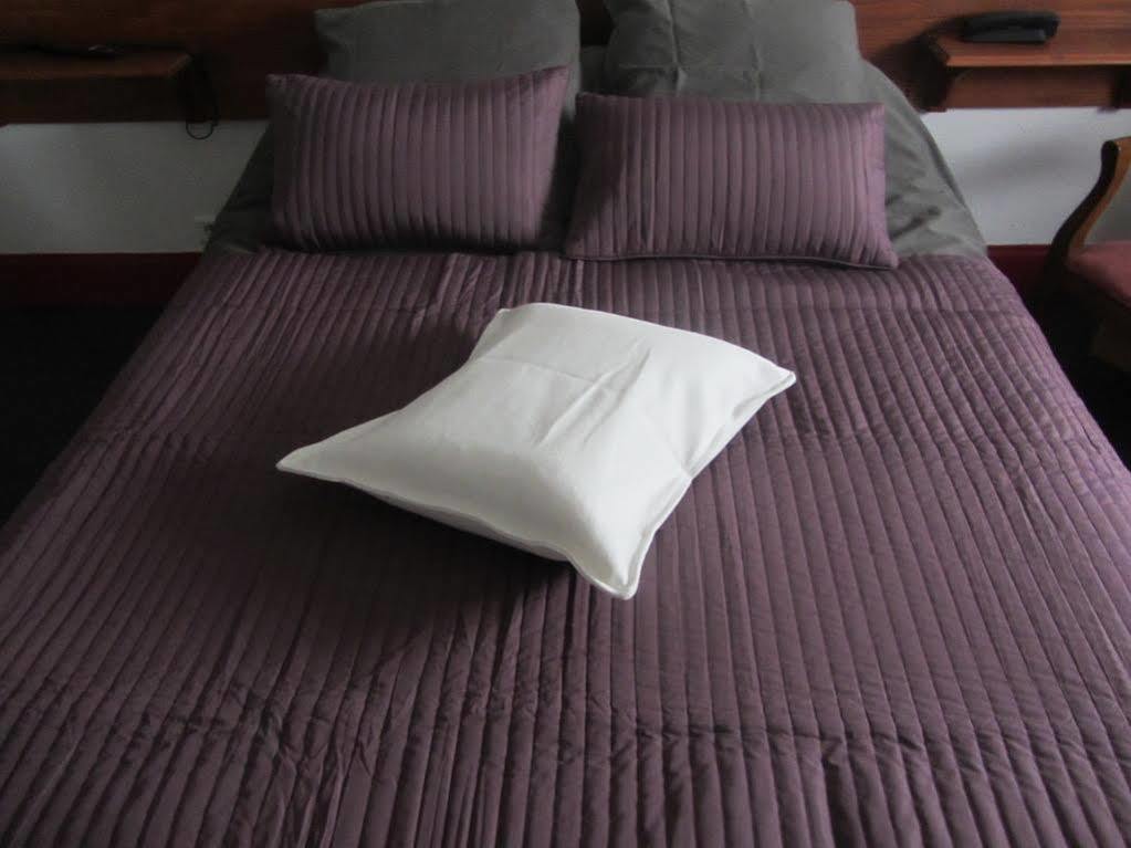 La Truite De La Loue Hotel Quingey Luaran gambar